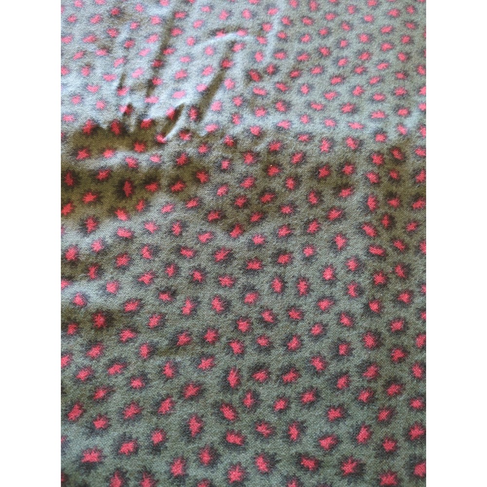 Vintage Cozy Cotton Encore Green With Red Rjr Fashion Fabric Fleece 45 X 108